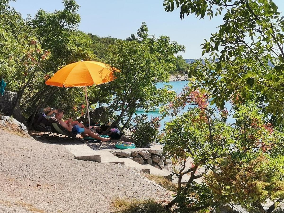 Apartmani 奥米沙利 外观 照片