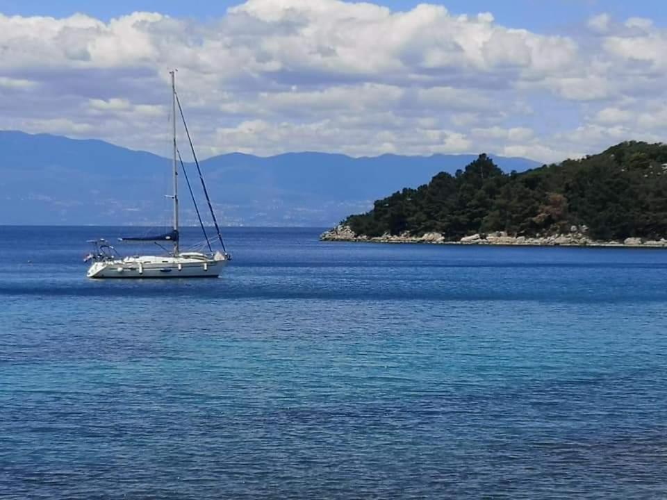 Apartmani 奥米沙利 外观 照片